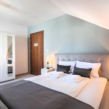Villa Emerald