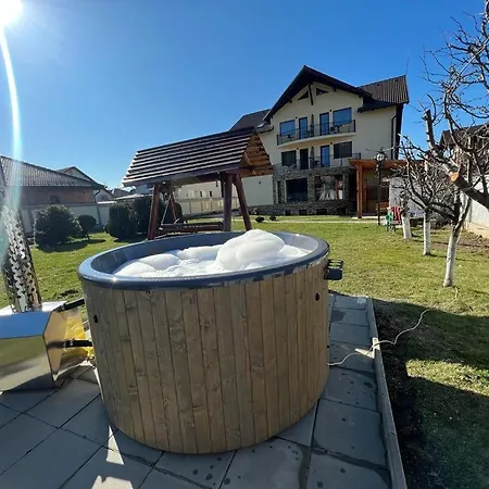 Emerald Villa Risnov