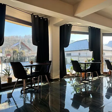 Villa Emerald Risnov