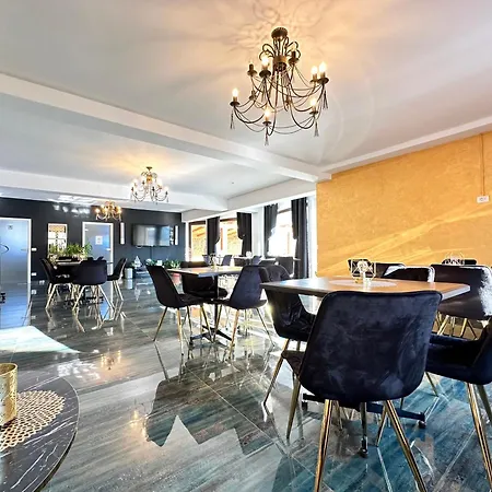 Villa Emerald